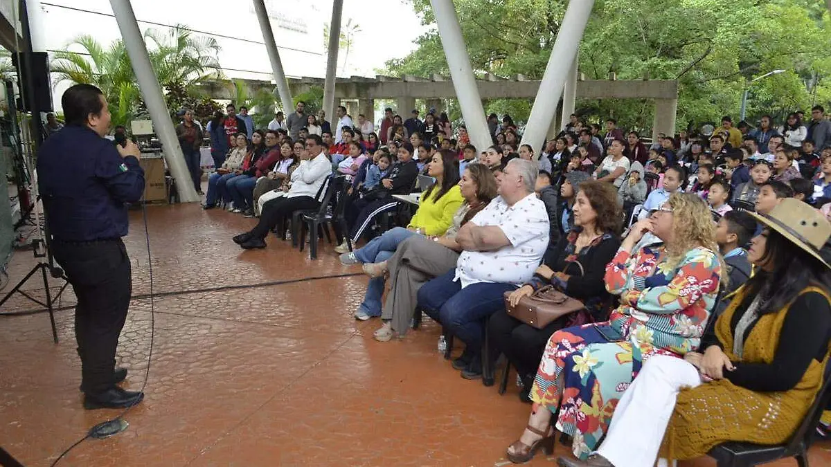 Conferencia-Sobre-Papillón