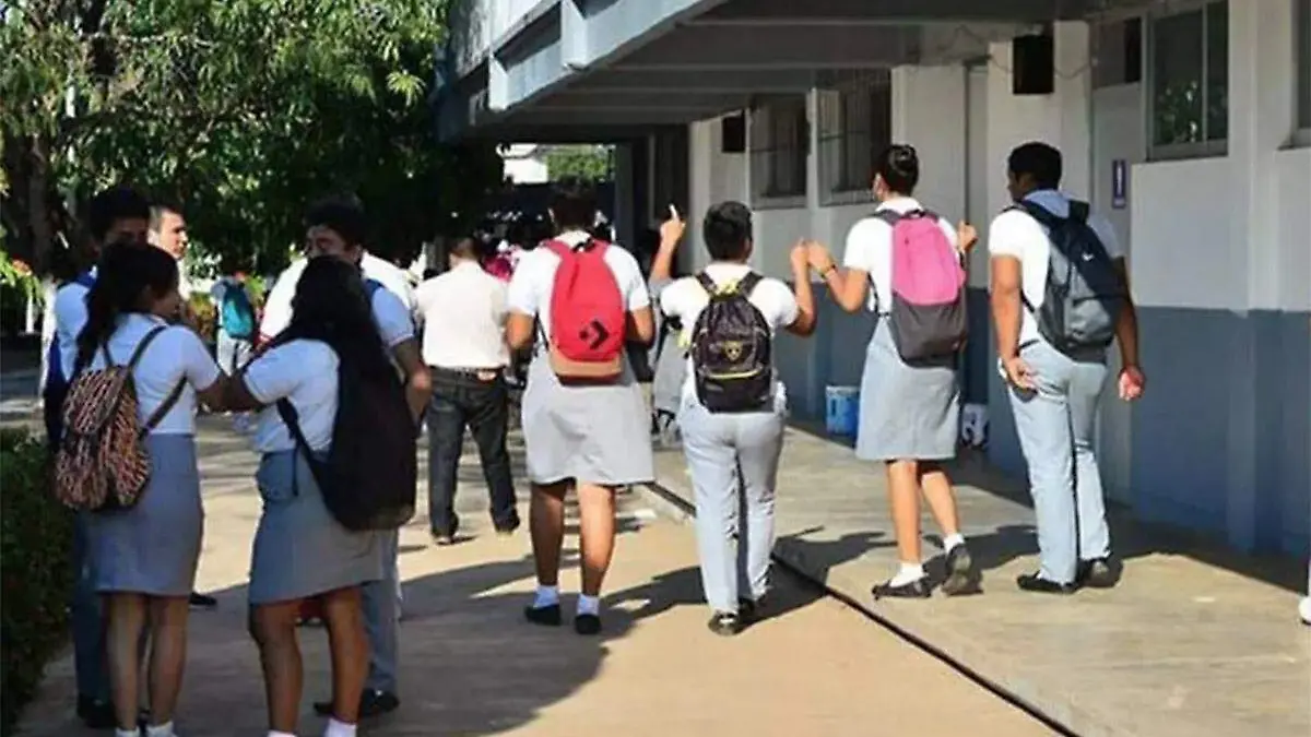 Estudiantes-Del-Plantel