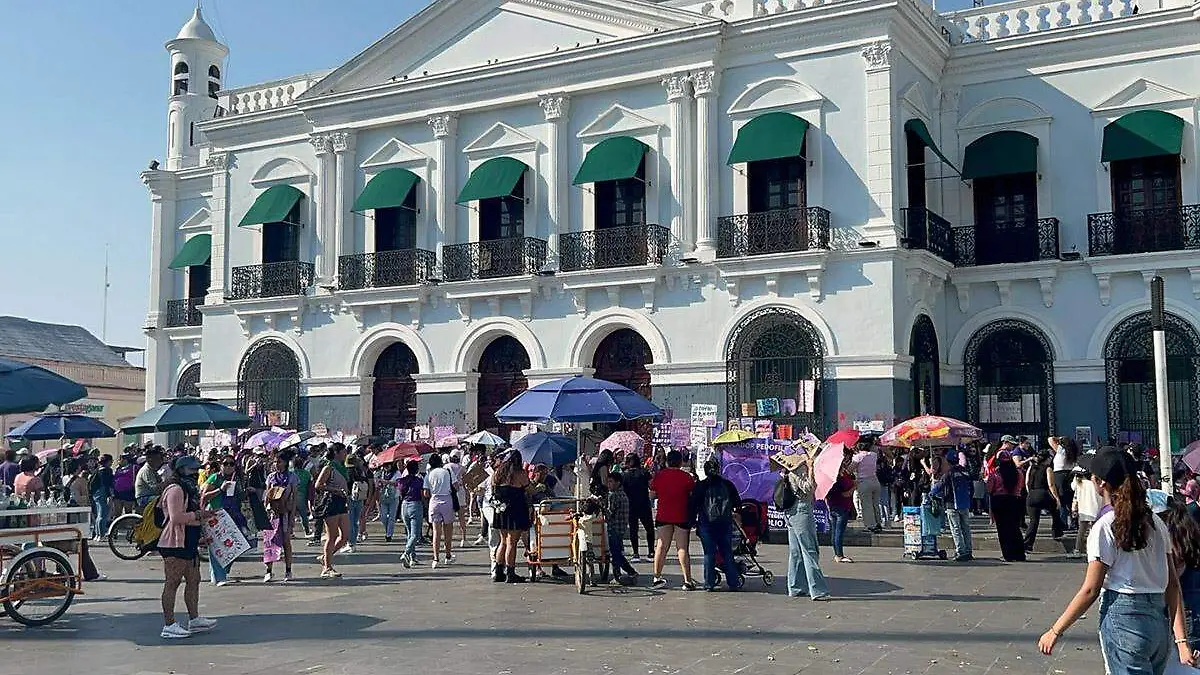 Marcha-Llega-A-Plaza-De-Armas