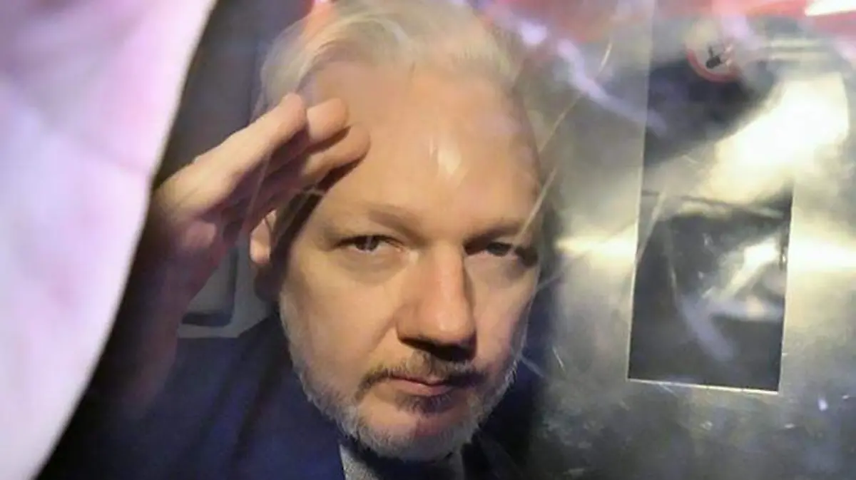 julian assange