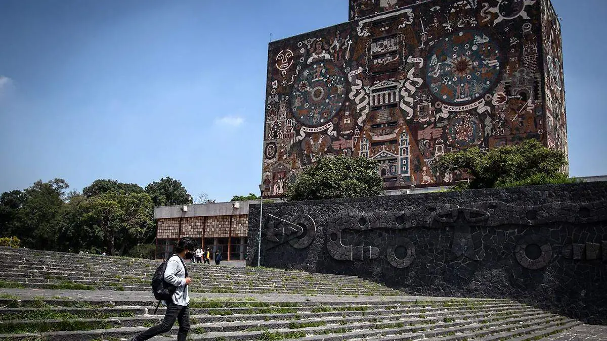 UNAM