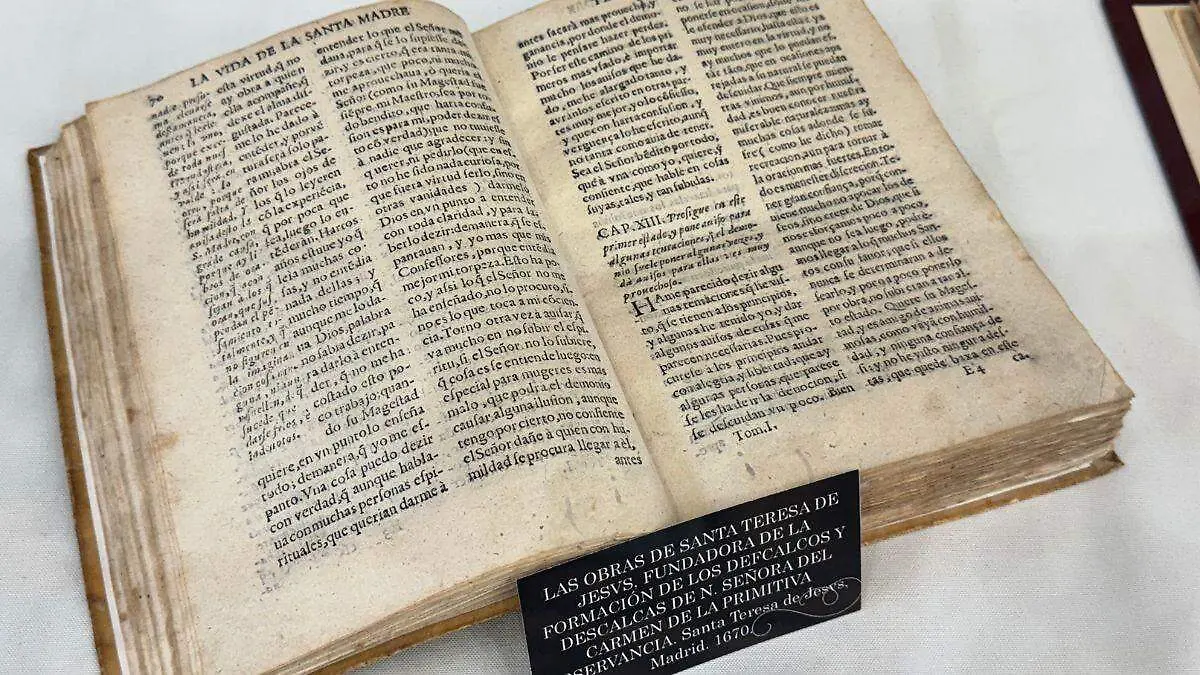 libro 2, libro cover, cultura, efemerides, dia internacional del libro, literatura, libros, libros antiguos