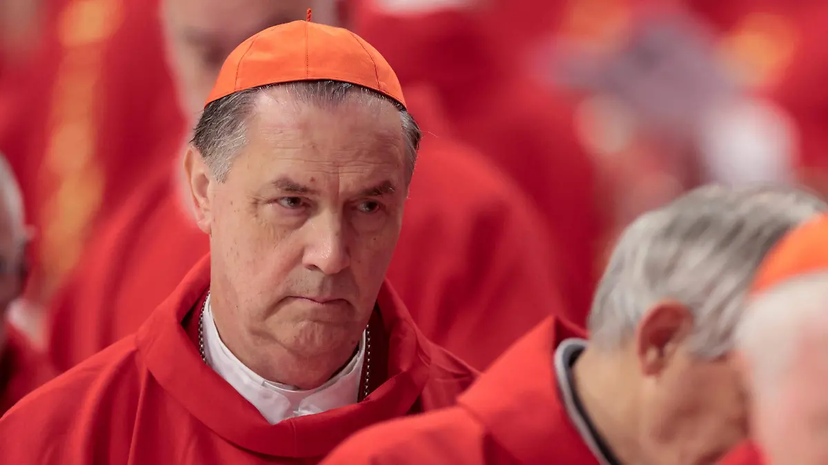 2025-04-28T185325Z_1647561289_RC247EA1K8S3_RTRMADP_3_POPE-SUCCESSION-MOURNING-MASS