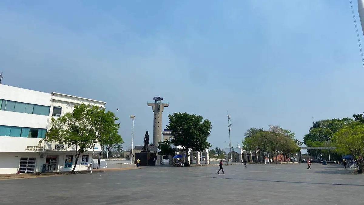 onda de calor-Plaza de Armas
