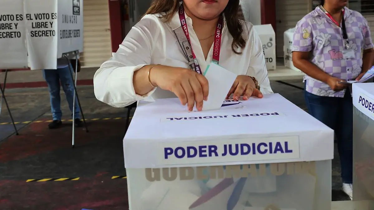urna-eleccion judicial