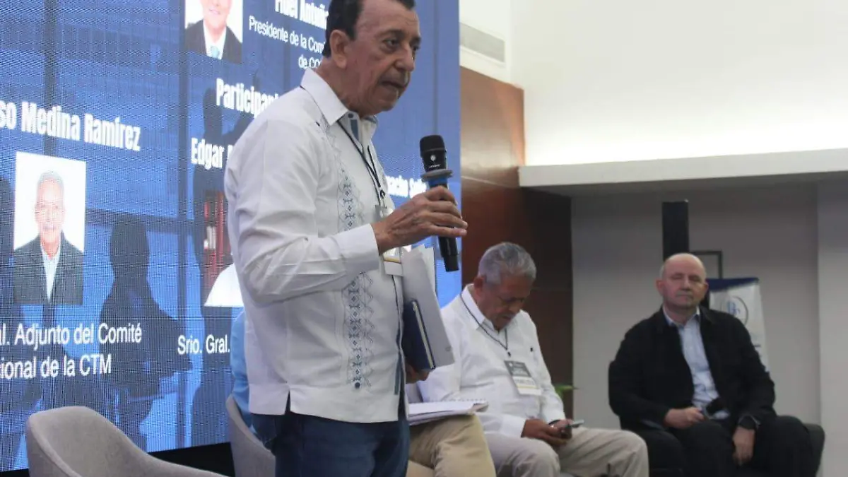 Edgar Azcuaga foro