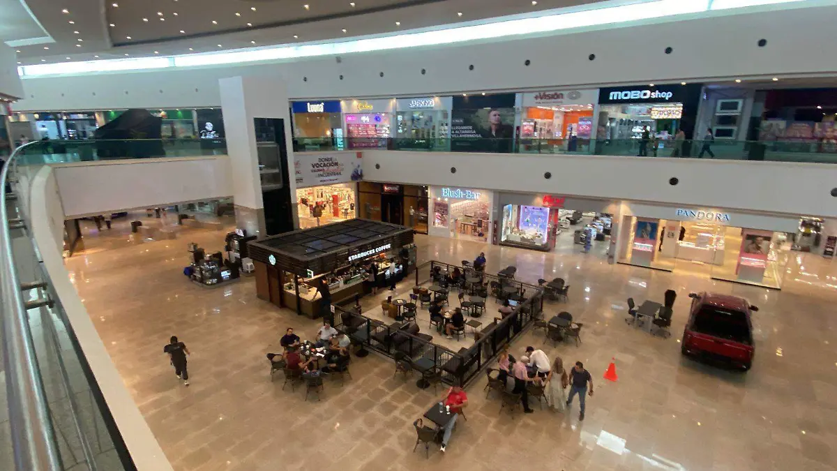 Plaza Altabrisa