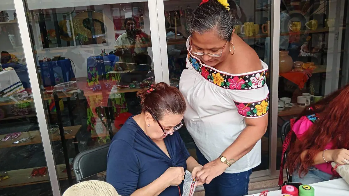  artesana textil Yesenia María Zuñiga Contreras fg