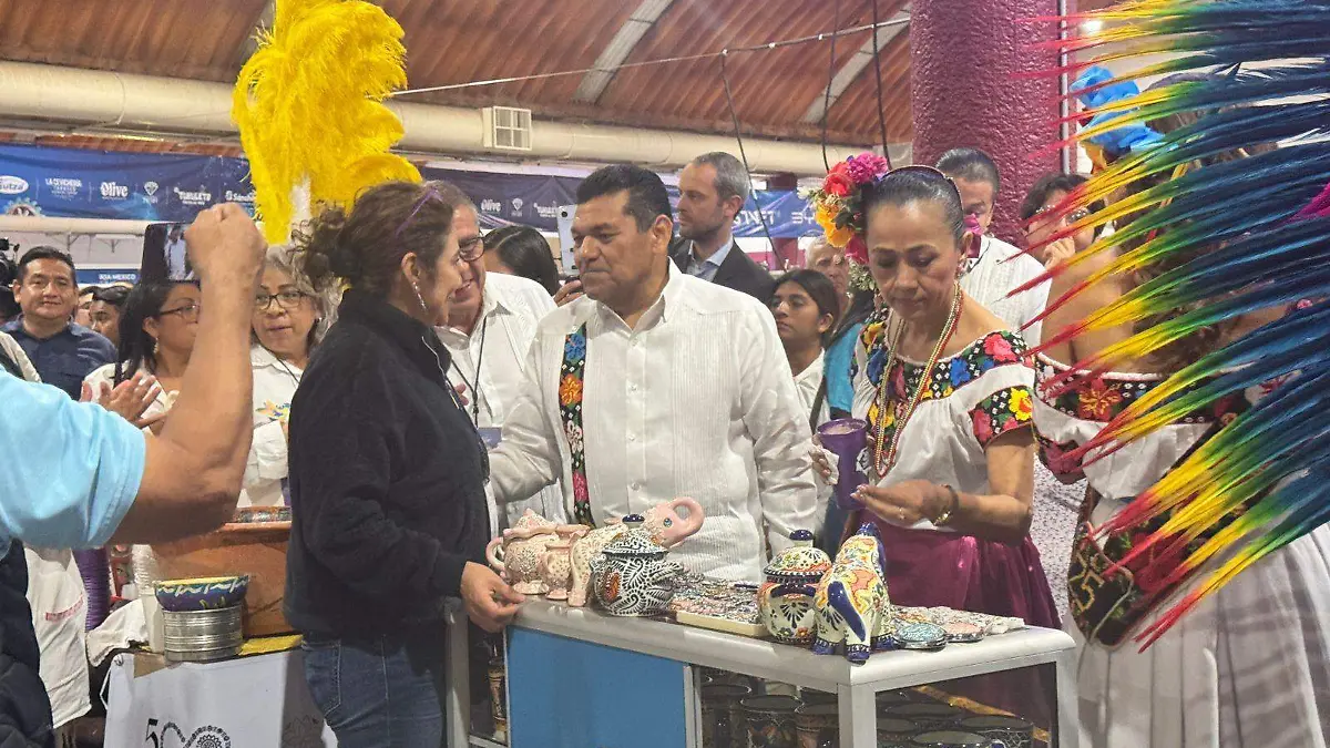 33a8a5e8-b5c0-419f-9b04-6ea0fee1fb03