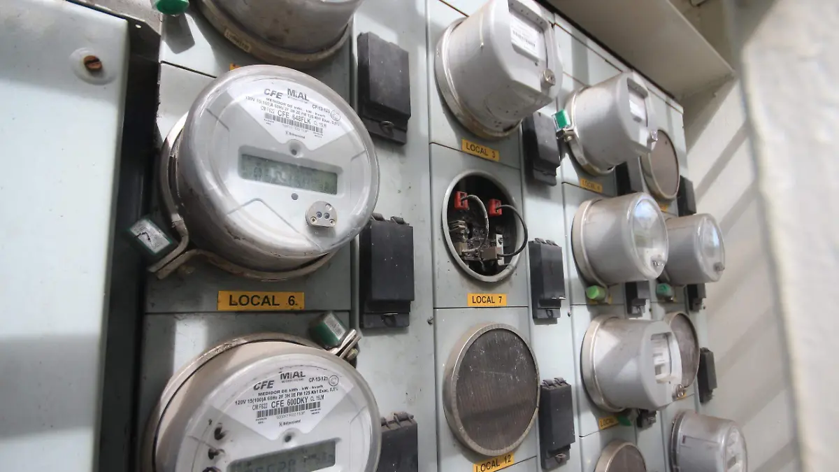 MEDIDORES LUZ CFE-IVAN SANCHEZ (9)