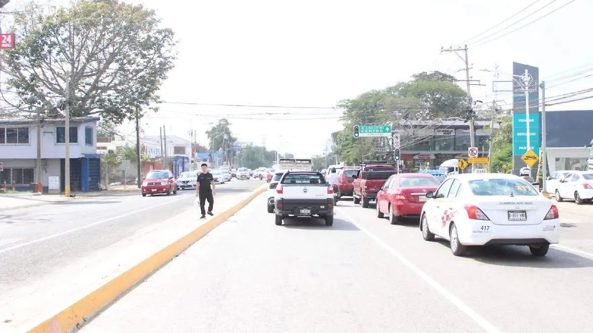 Dñia-Soleado-Con-Cielo-Despejado