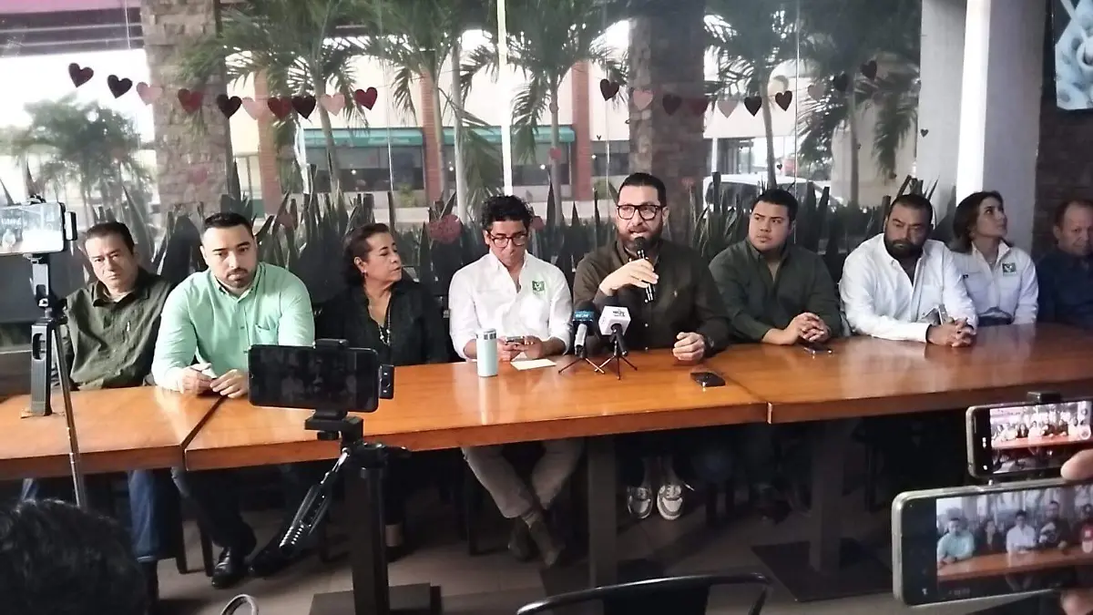 2aa5ccc4-0120-4f9b-84f8-0490a4aed5b4