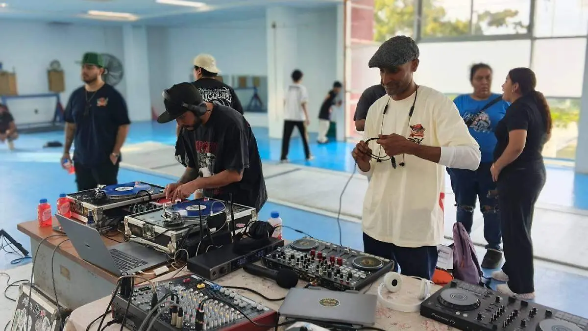 DJ-En-Selectivo-De-Breaking