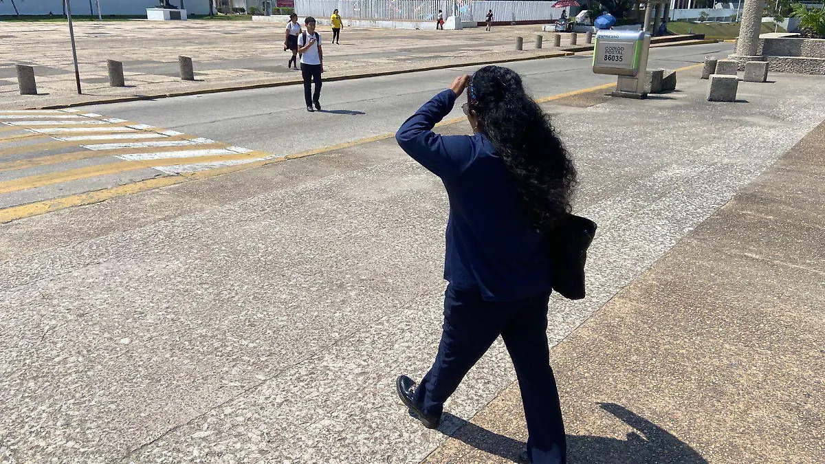 e219b059-58eb-48db-a5d4-527fe780a267