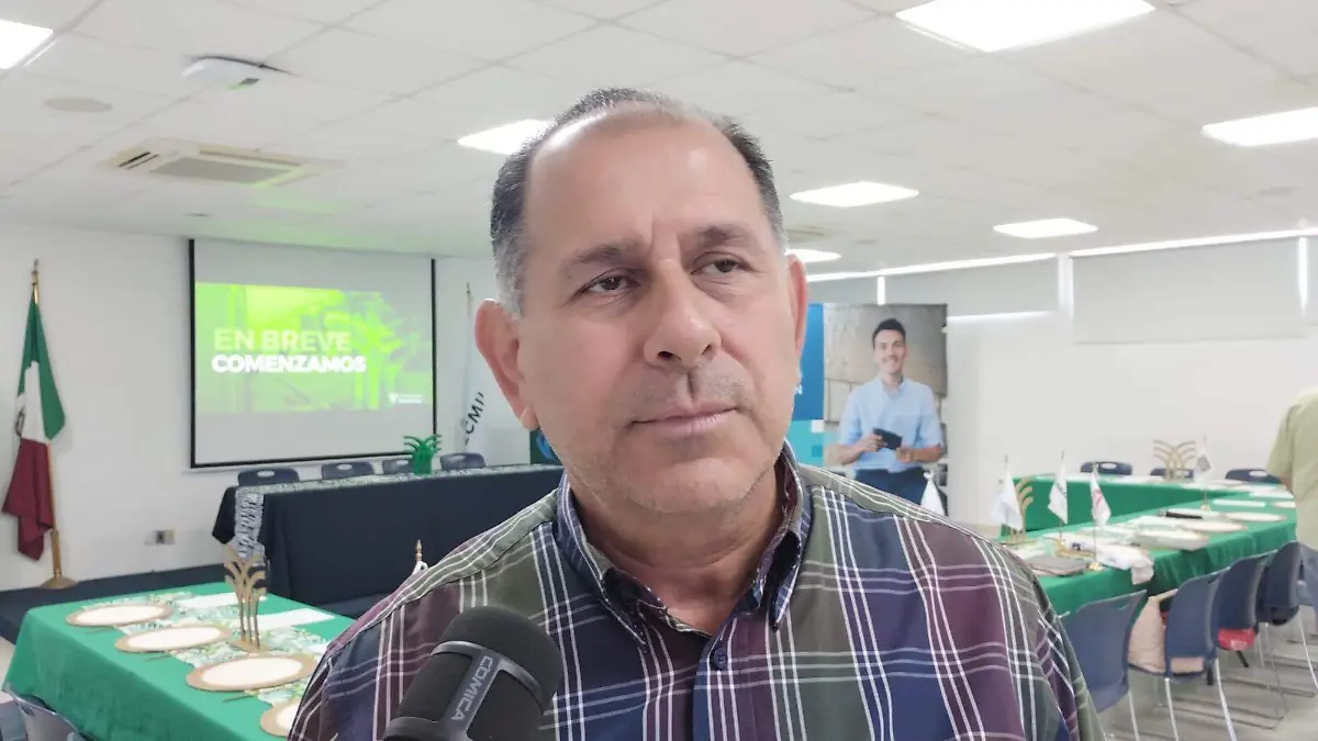 Leonel Alvarez, marzo