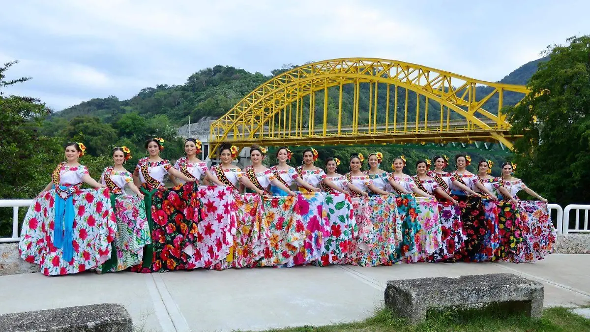 embajadoras Boca del cerro