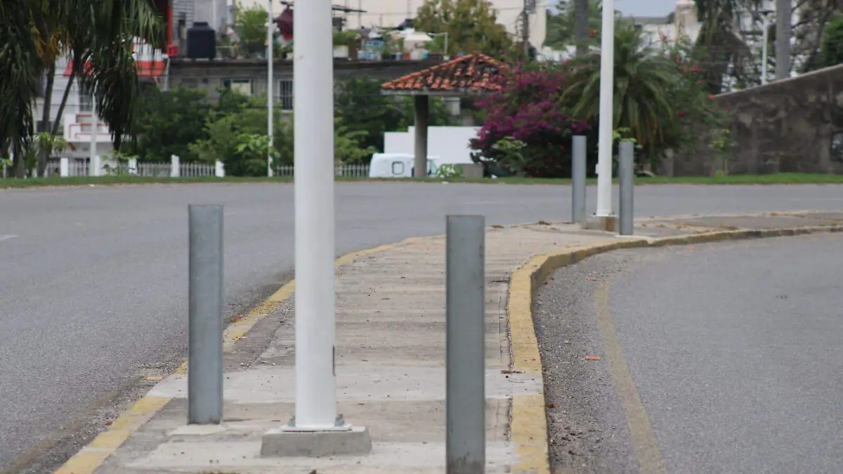 Luis Donaldo Colosio postes protegidos-javier chavez (2)