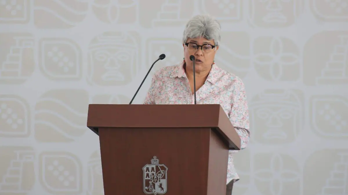 Luisa Cánara abril