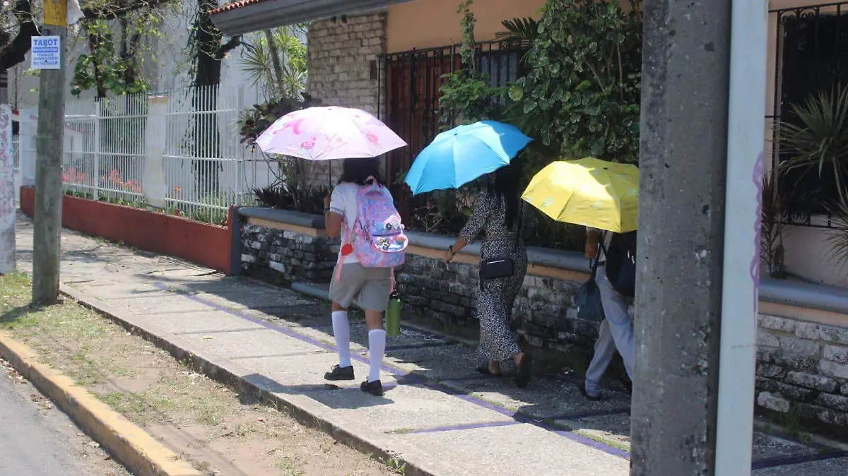 sombrilla calor capu