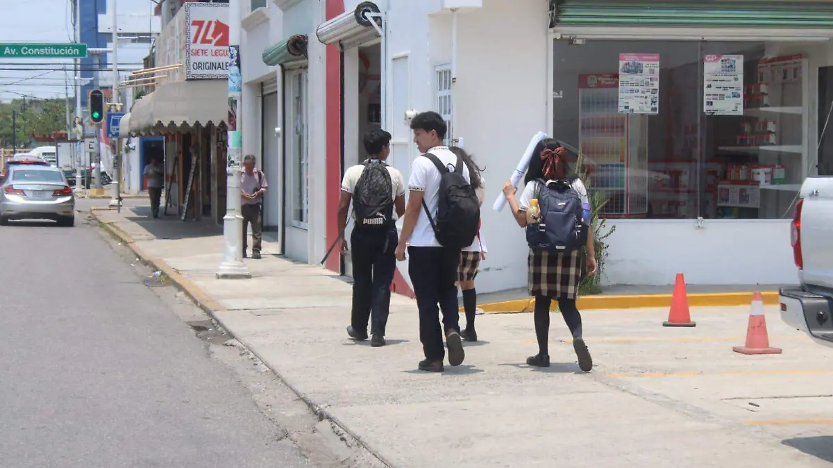 alumnos escuela capu