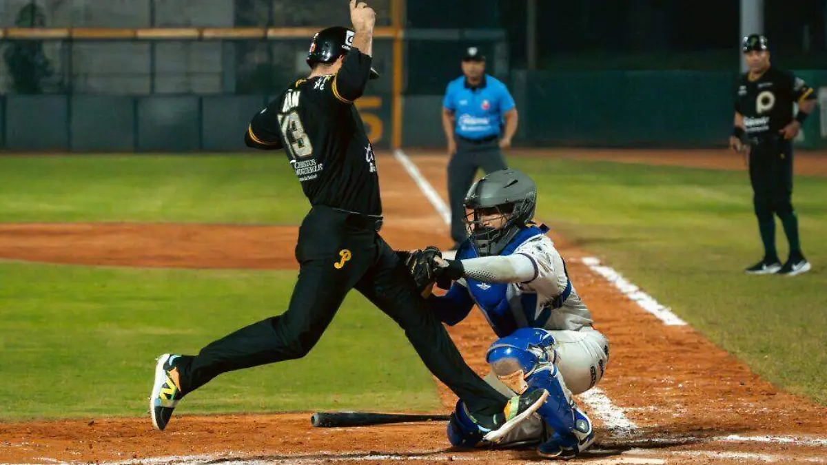 Olmecas vs Pericos
