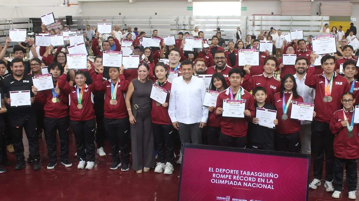 javier may deportistas
