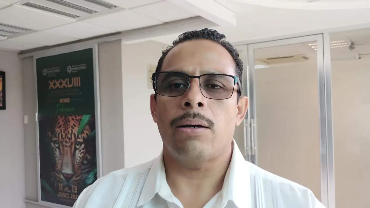 Adrián Mendoza CIME