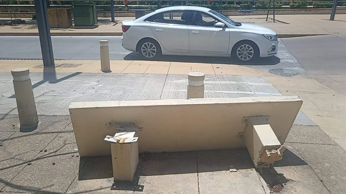 VANDALIZAN mercado de la colonia Gaviotas Florentino Hernández Bautista-CARLO LOPEZ (1)