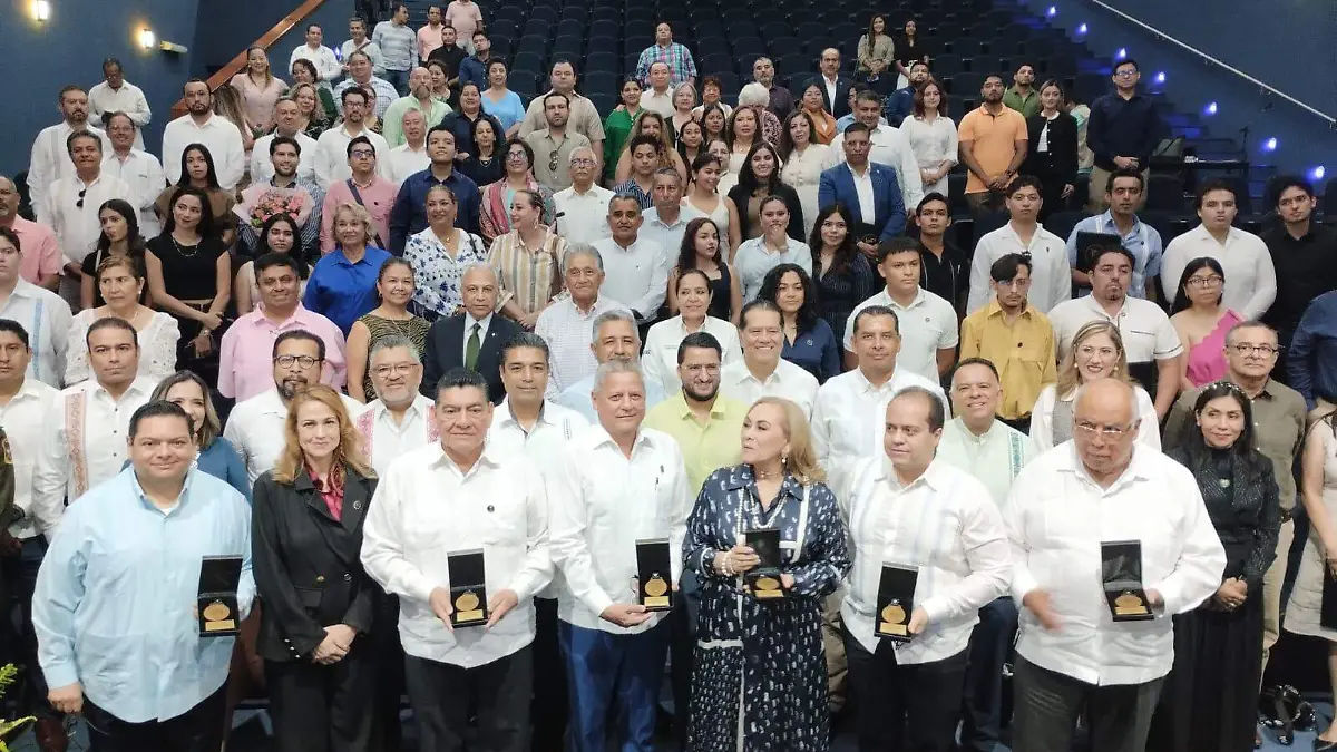 Medalla Catedráticos