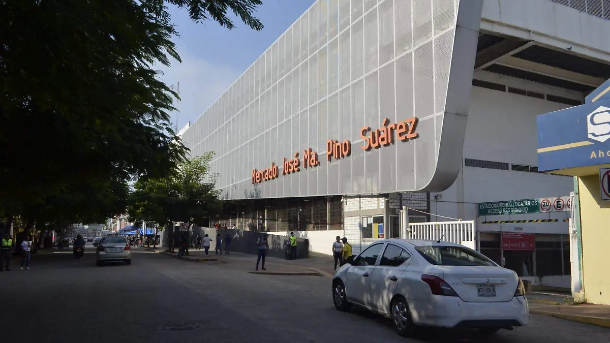 mercado pino suarez