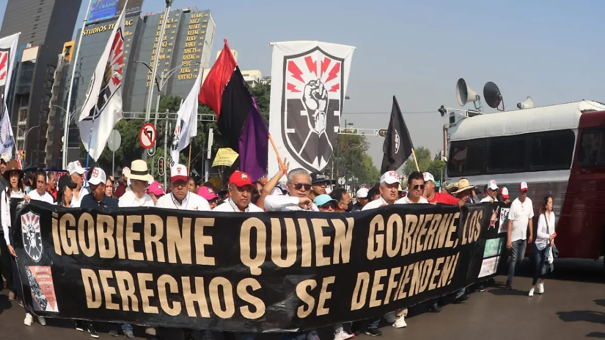 Obreros-avances-4T