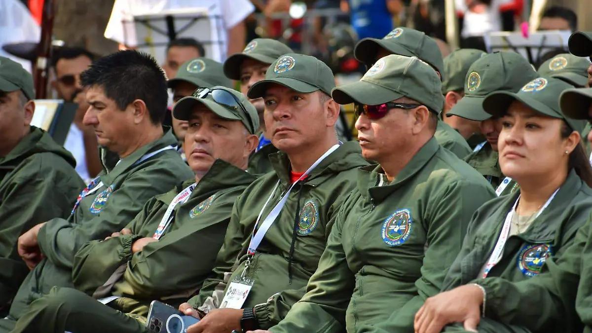 POLICÍAS