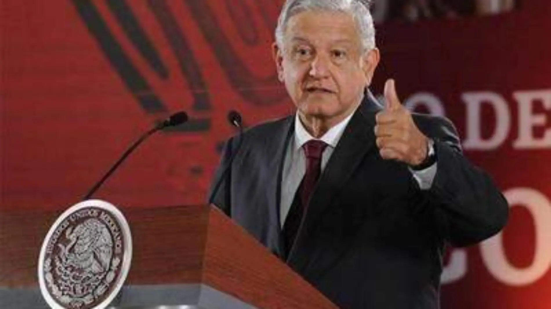 amlo-mauriciohuizar1