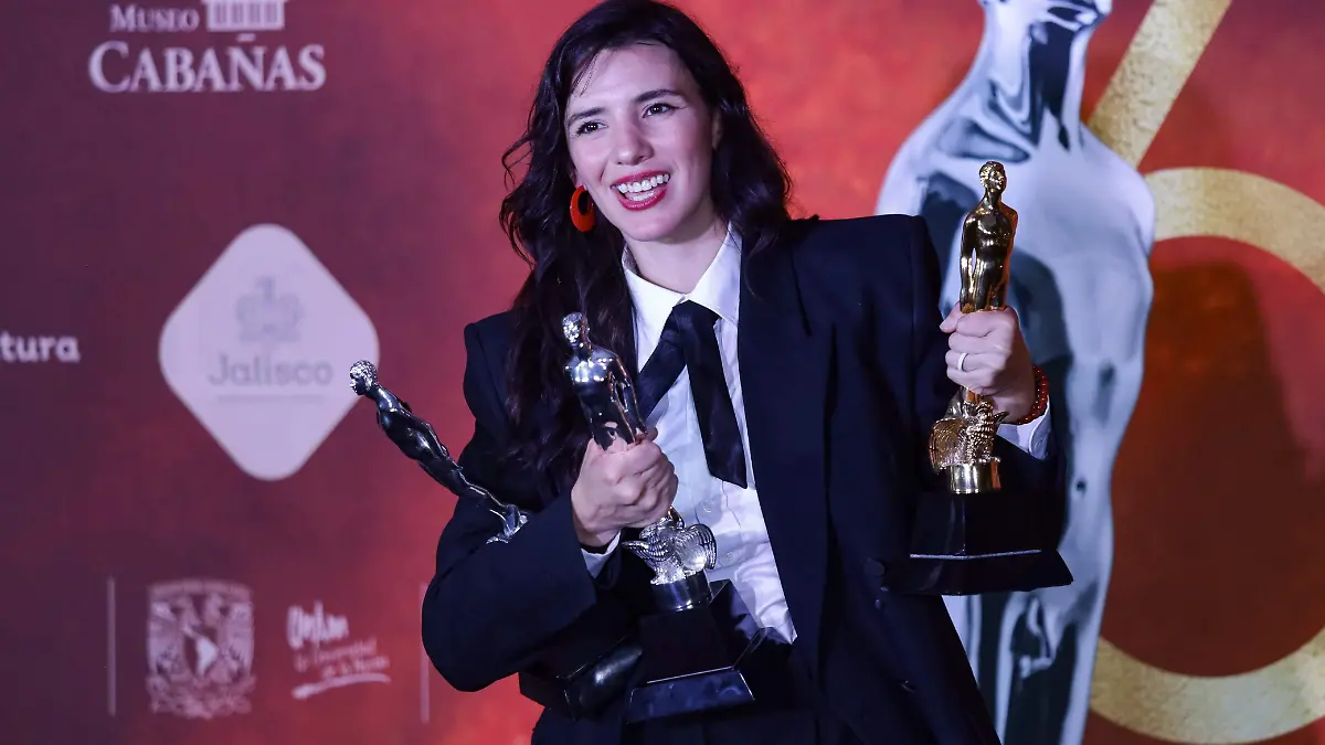 Lila Avilés