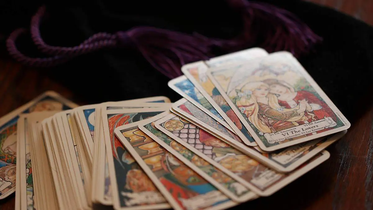 Tarot