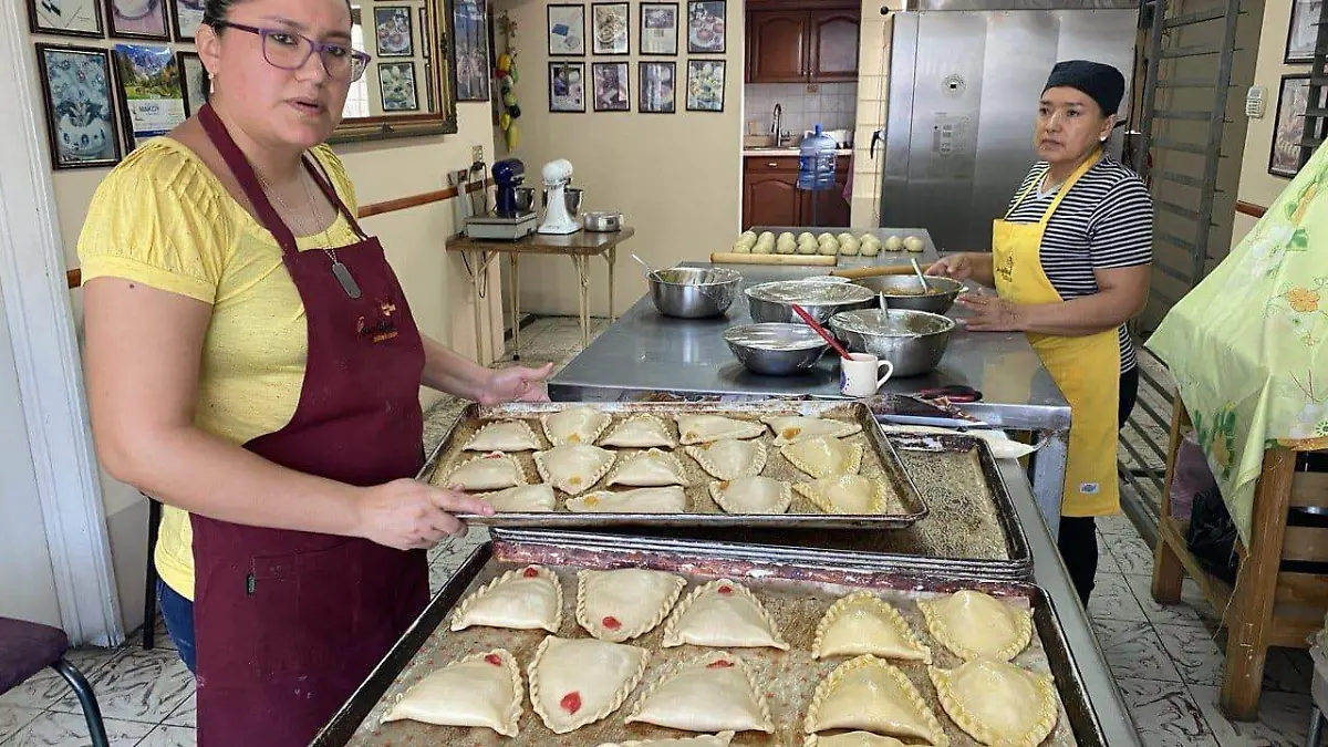 10 Angie empanada