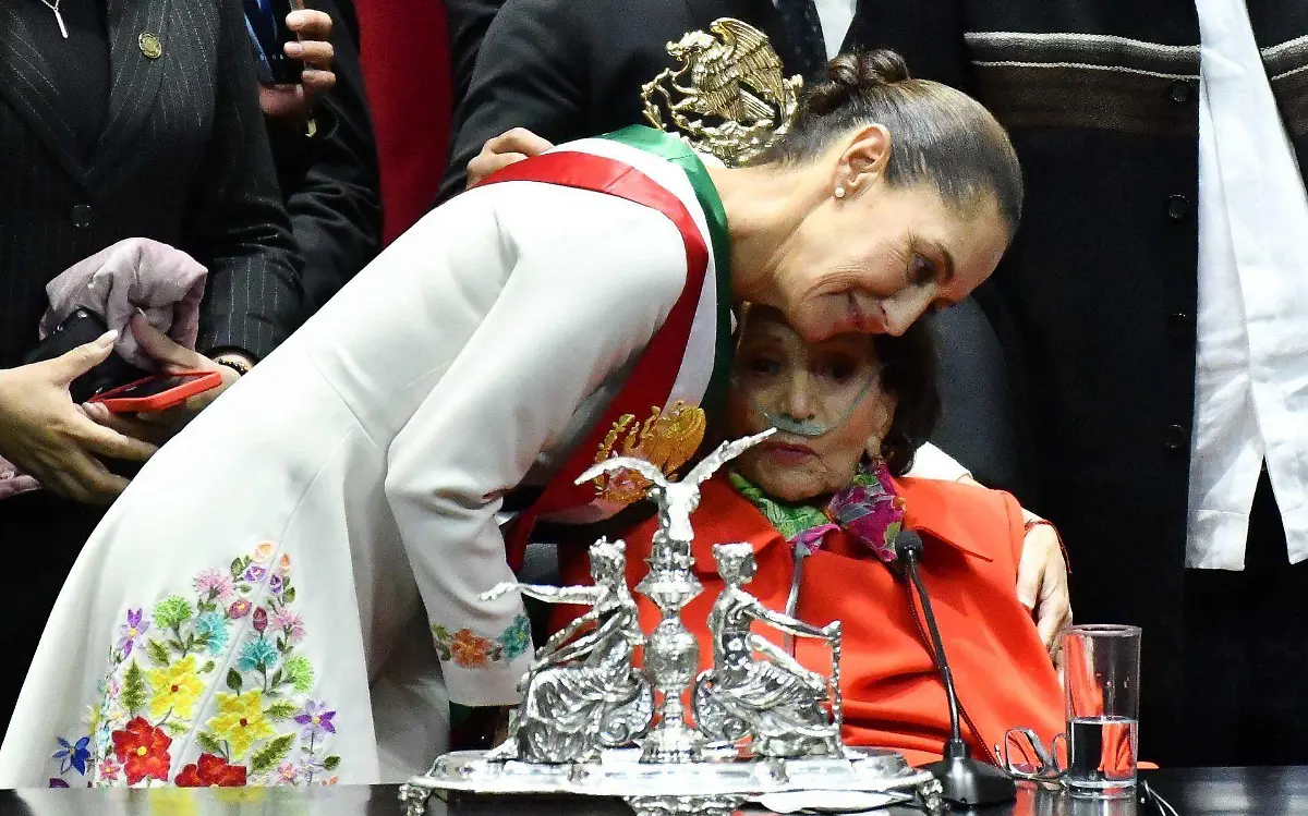 Ifigenia y Claudia Sheinbaum