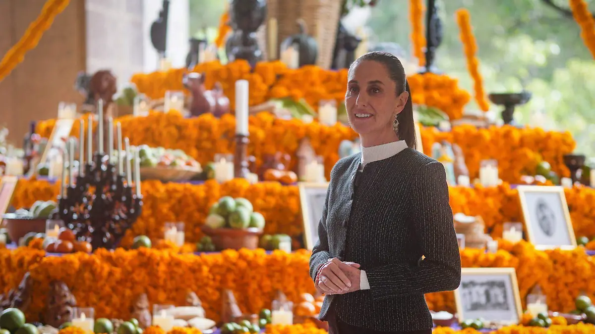 Sheinbaum altar Día de Muertos
