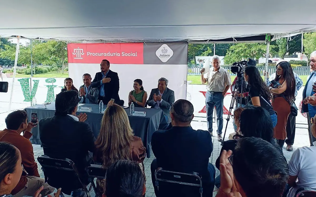 Produraduria social aborda el tema de las actas de nacimiento