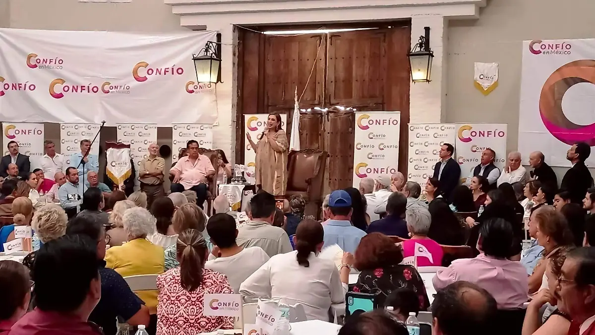 Xóchitl Galvez