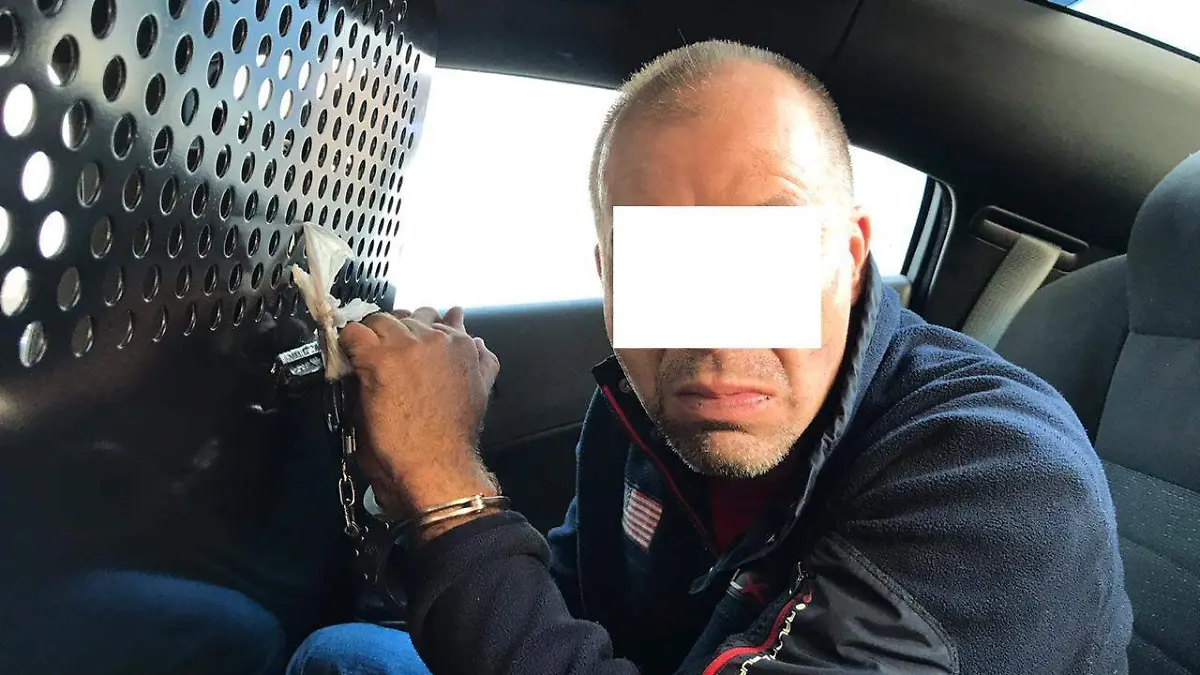 Detenido robo auto