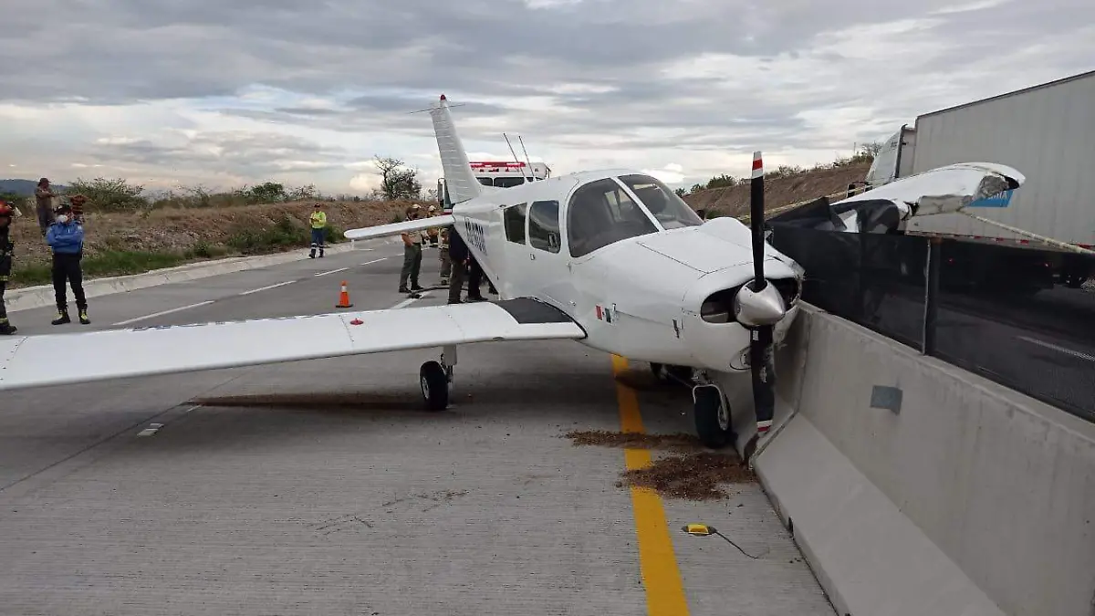 Aterrizaje aeronave Piper PA 28 perteneciente a una escuela de aviación