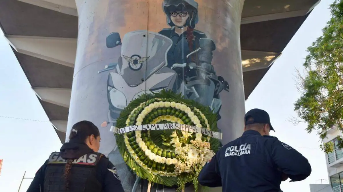 Homenaje a la policía Isabel Sánchez Torres