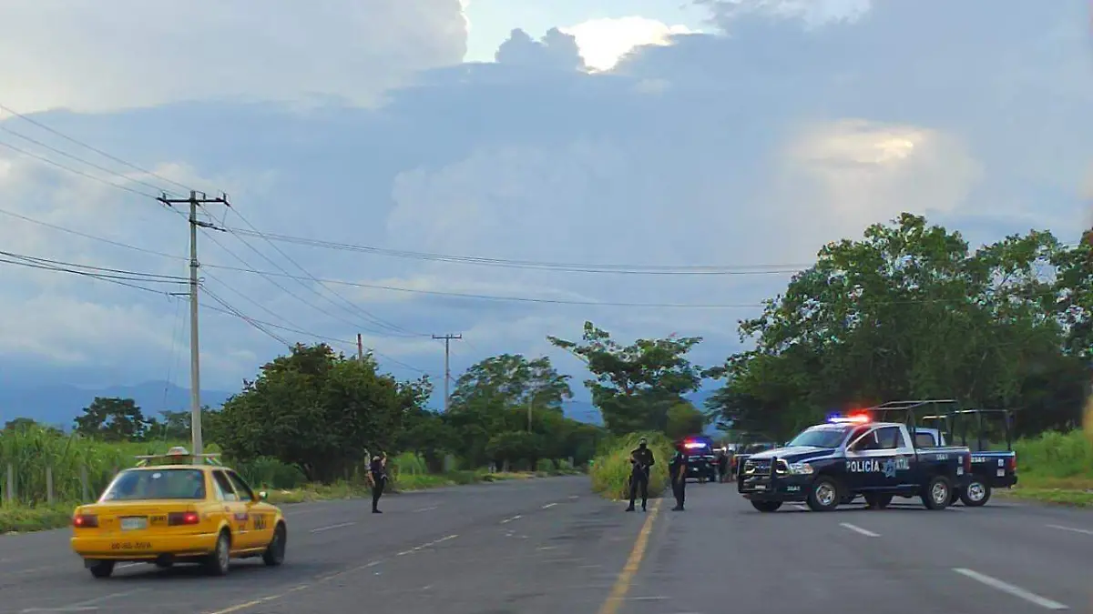 Detienen a dos en Colima