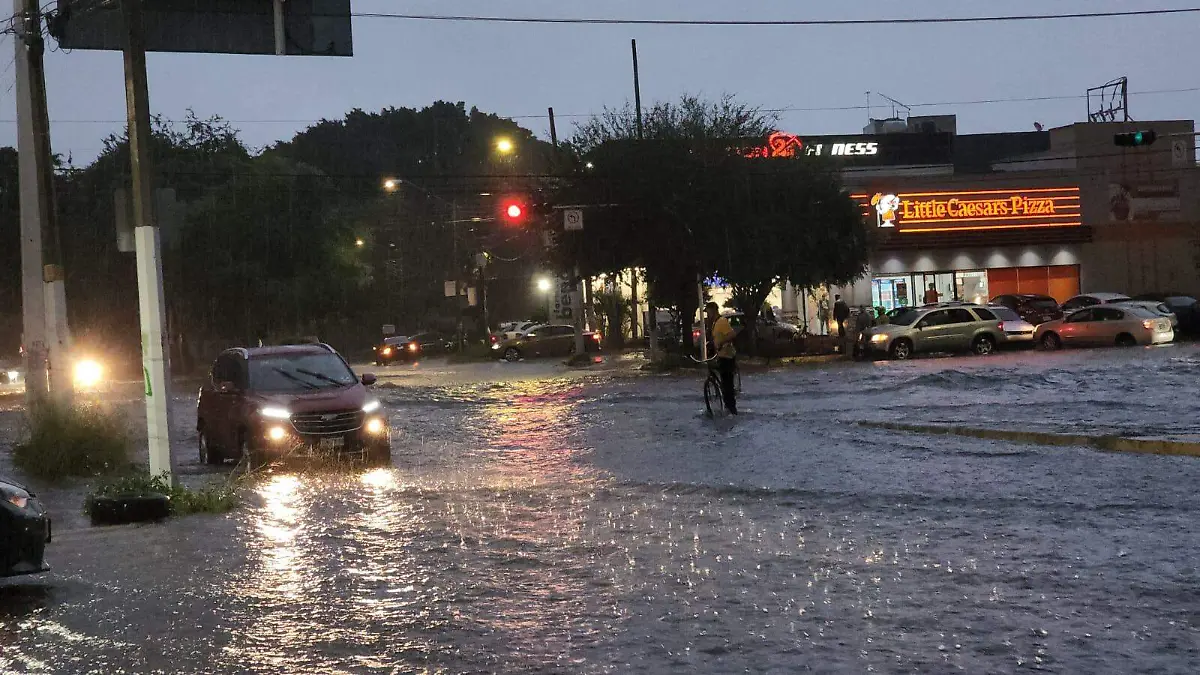 Lluvia en la ZMG FRJ