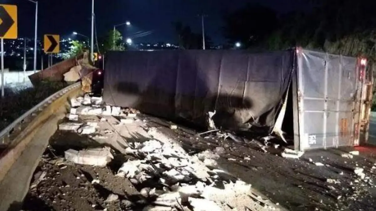 Volcadura de tráiler