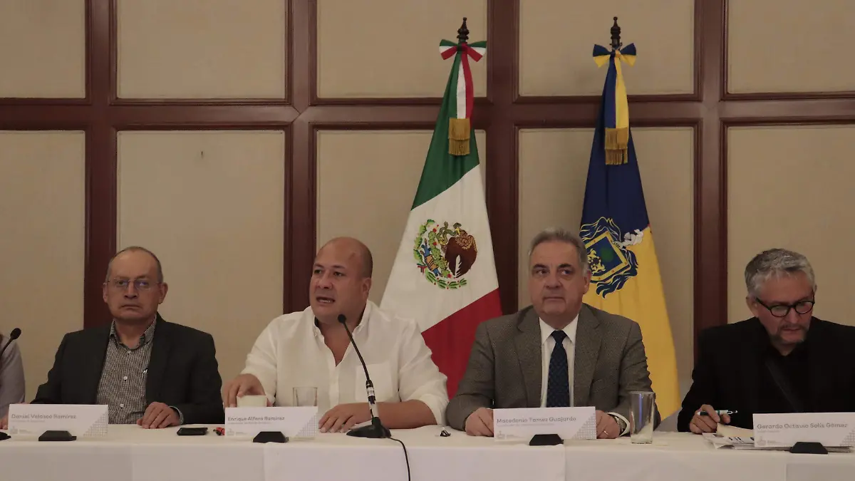 Reunión seguridad Enrique Alfaro