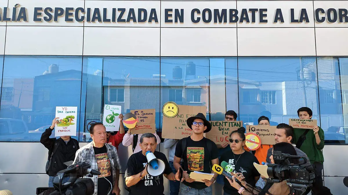 Denuncian en la Fiscalía Anticorrupción por caso Iconia