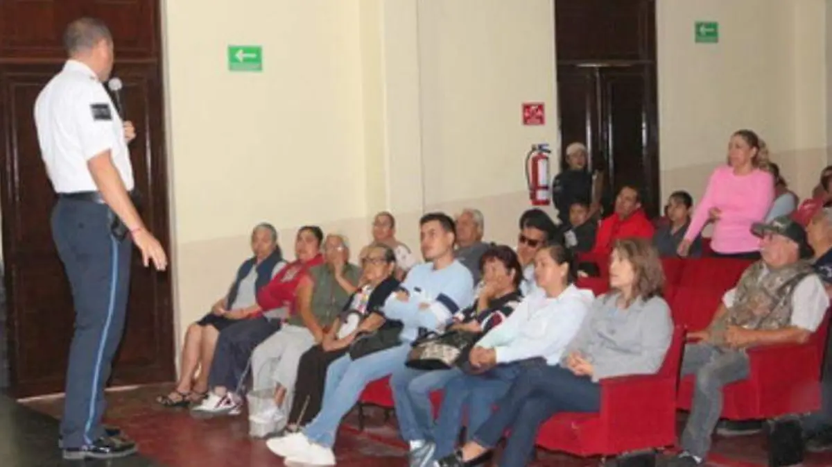 Reunión con comerciantes en Tlajomulco