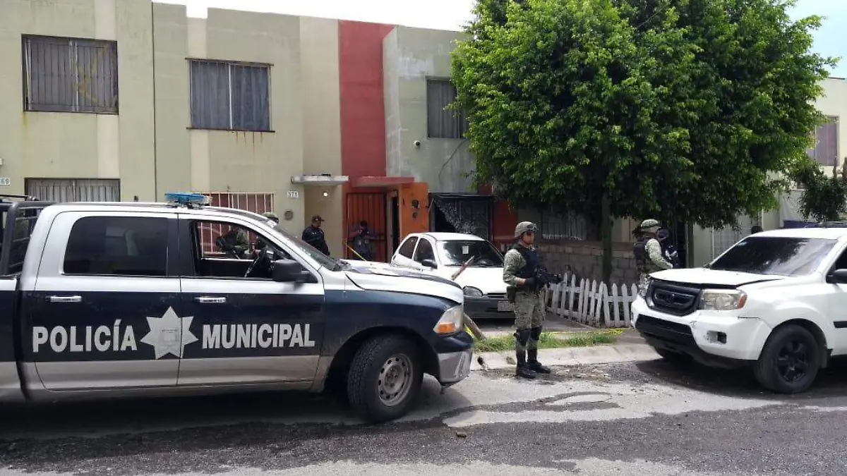 Militares